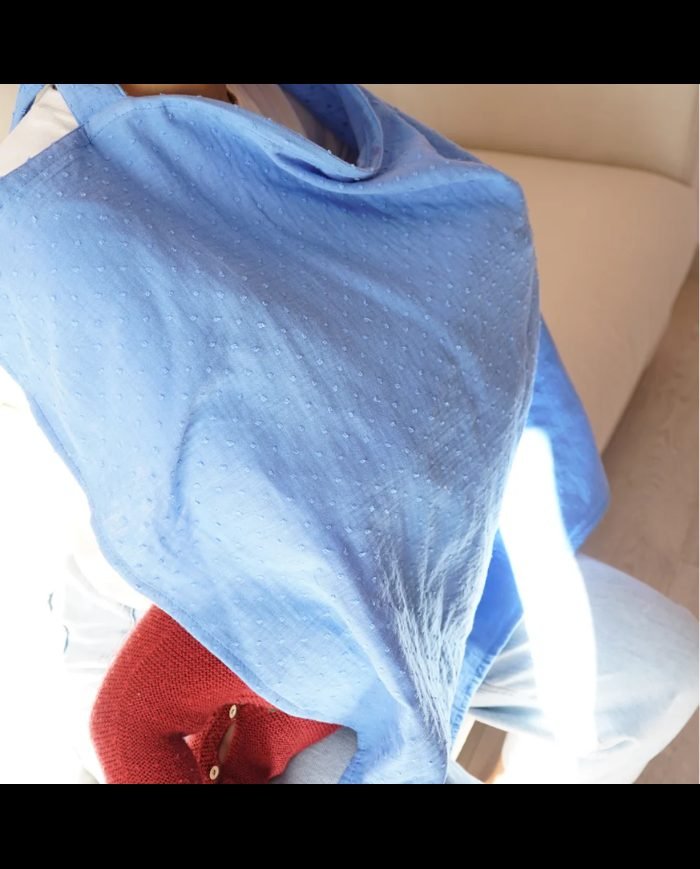 BAMBIDOU TABLIER D’ALLAITEMENT EN GAZE BLEU CIEL - BAMBIDOU